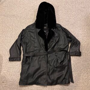 Wilson Black Leather Trench Coat with Belt and Hood Size Women’s XXL